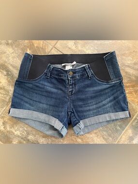 Isabel Maternity by Ingrid & Isabel Gray Wash Denim Maternity Shorts